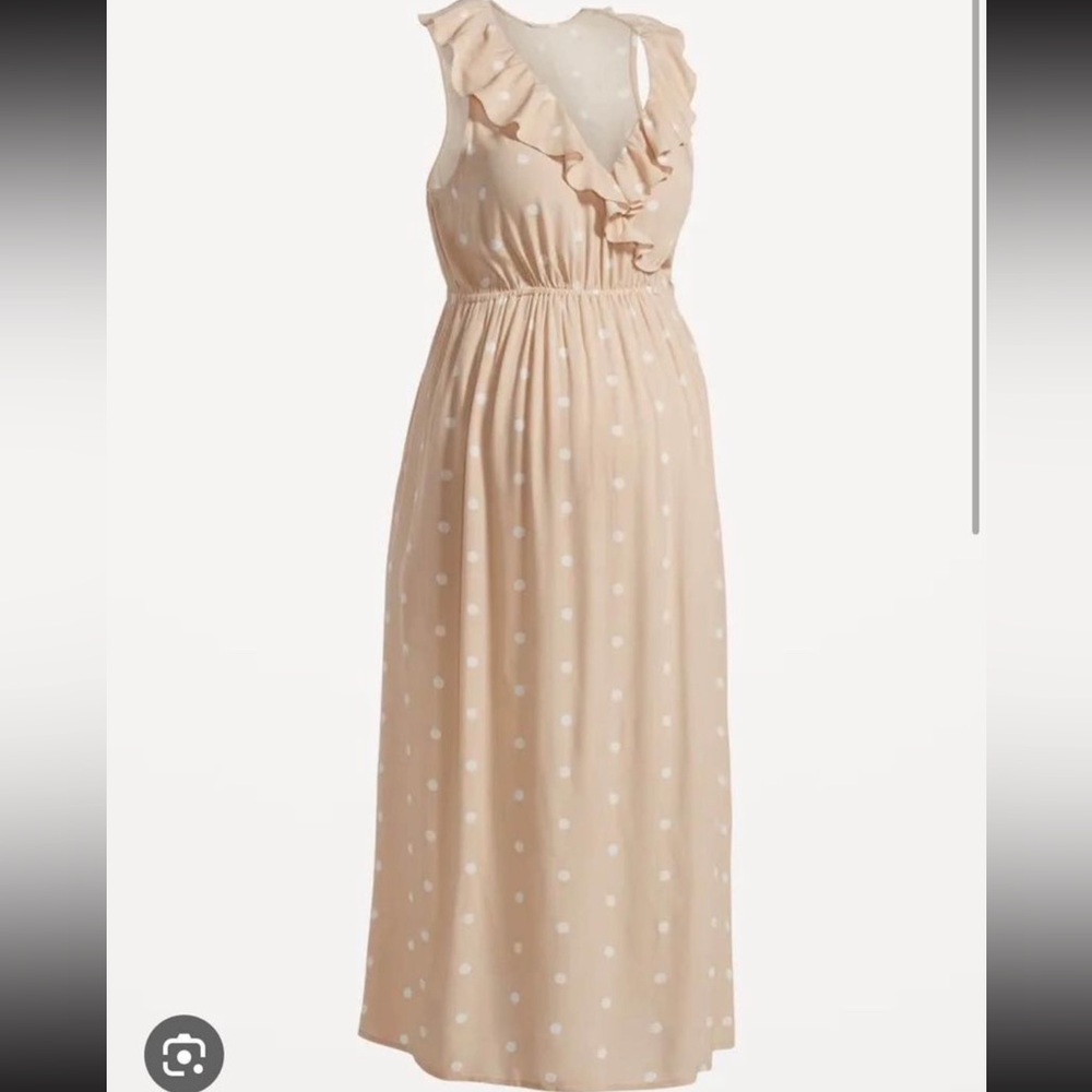 Old navy Brand new with tags old navy maternity peach polka dot dress
